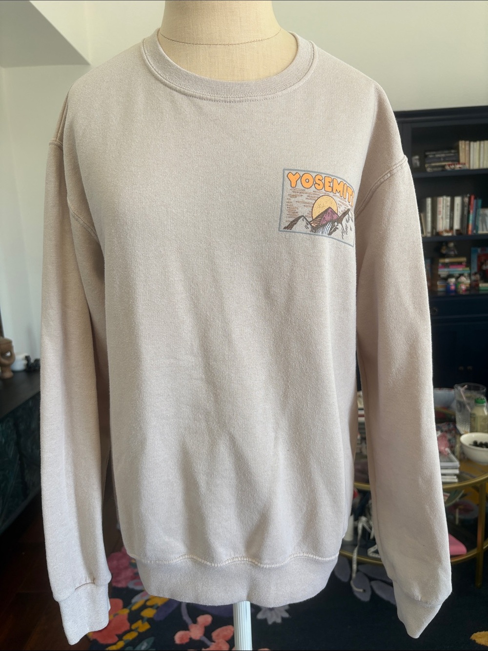 Bowery Yosemite National Park Tan Sweatshirt size S